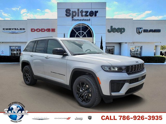2026 Jeep Grand Cherokee Altitude