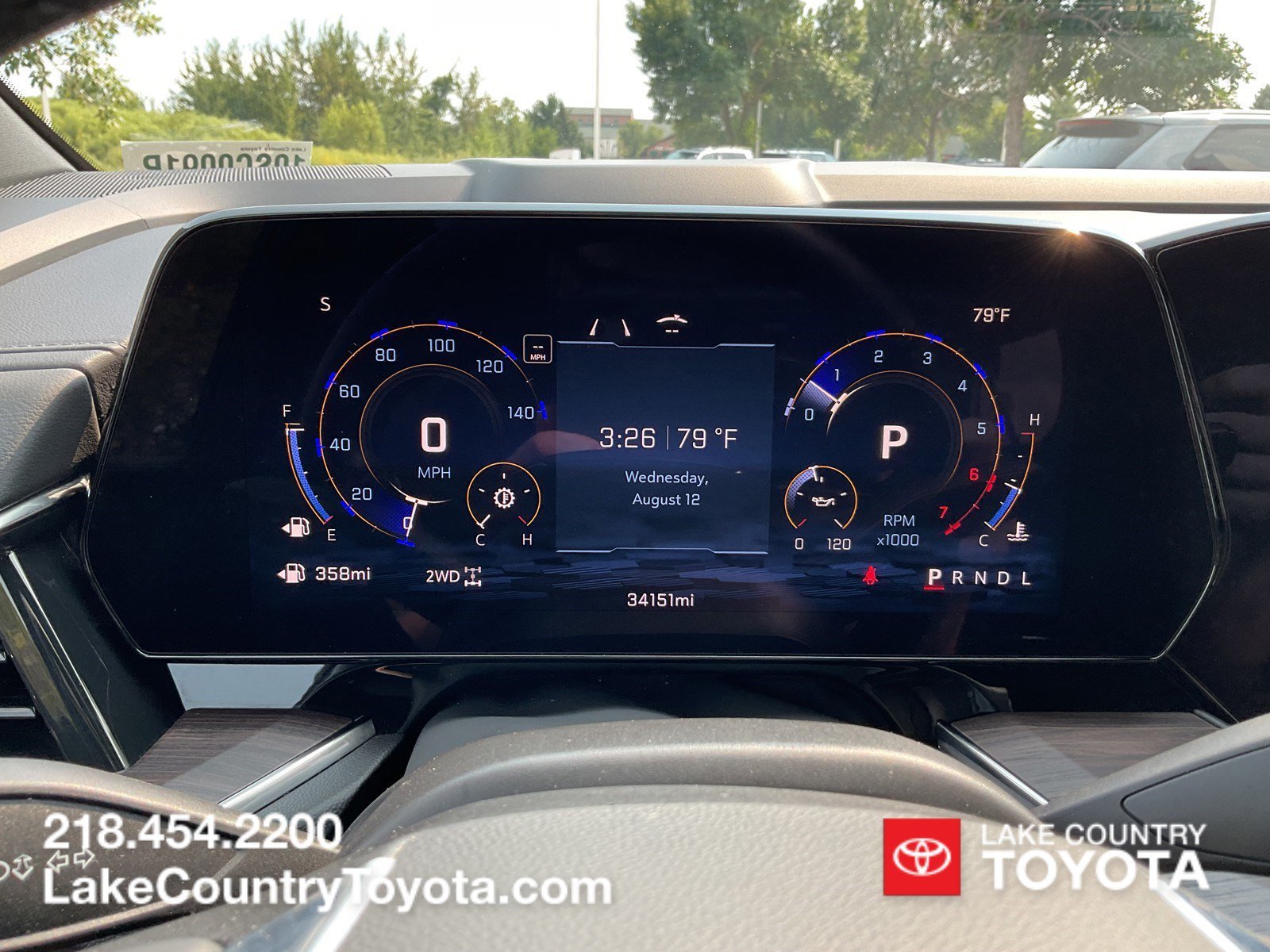 Used 2025 Gray Chevrolet Z71 image 28