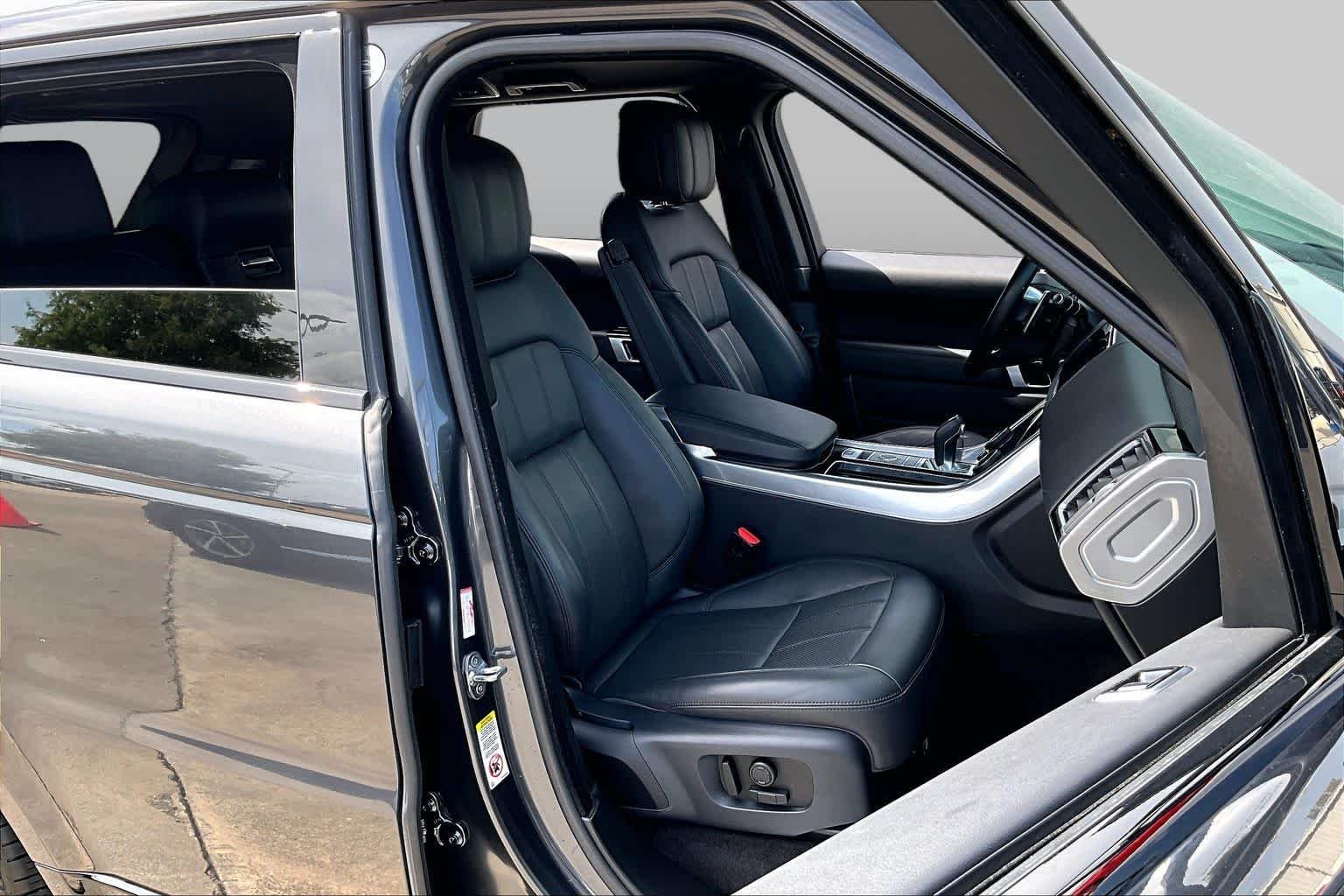 Used 2021 Carpathian Grey Premium Metallic Land Rover HSE Silver Edition image 9