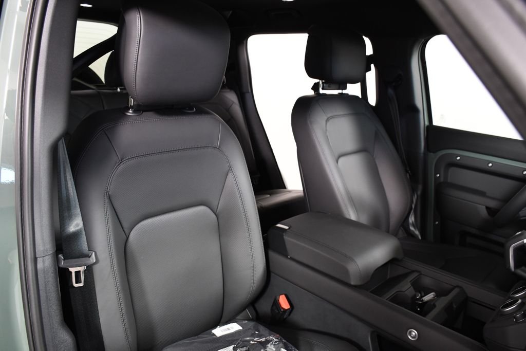 New 2026 Keswick Green Land Rover  image 20
