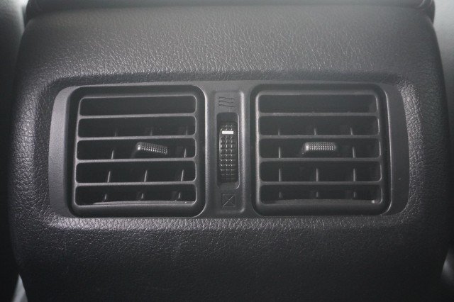 Used 2022  Toyota SR5 Premium image 23