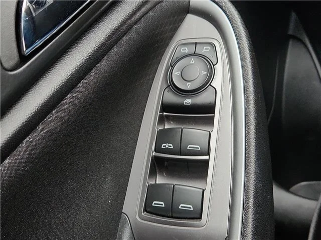 Used 2024 Gray Chevrolet 1LT image 17
