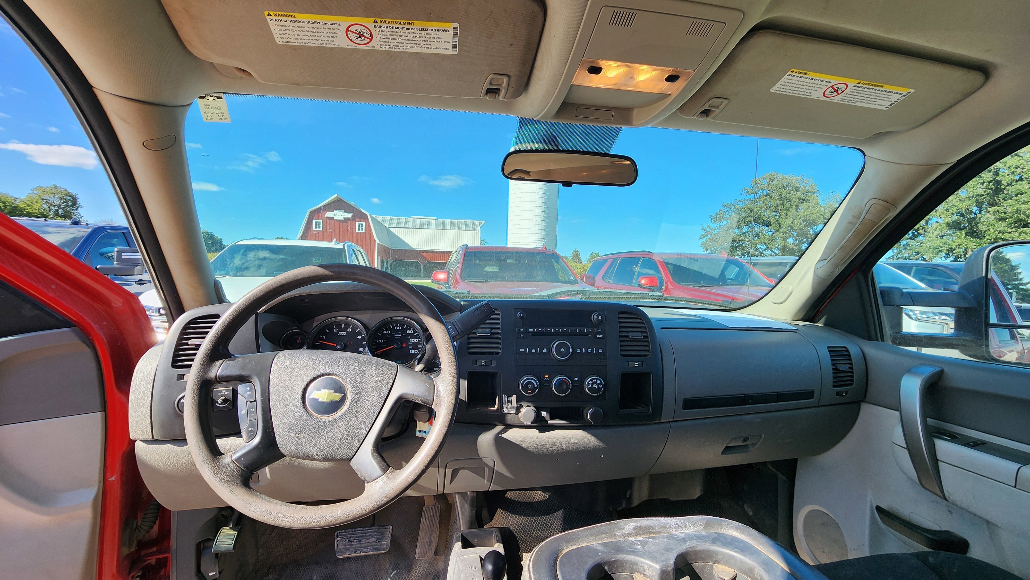 2011 Chevrolet Silverado 3500HD Work Truck - Photo 19