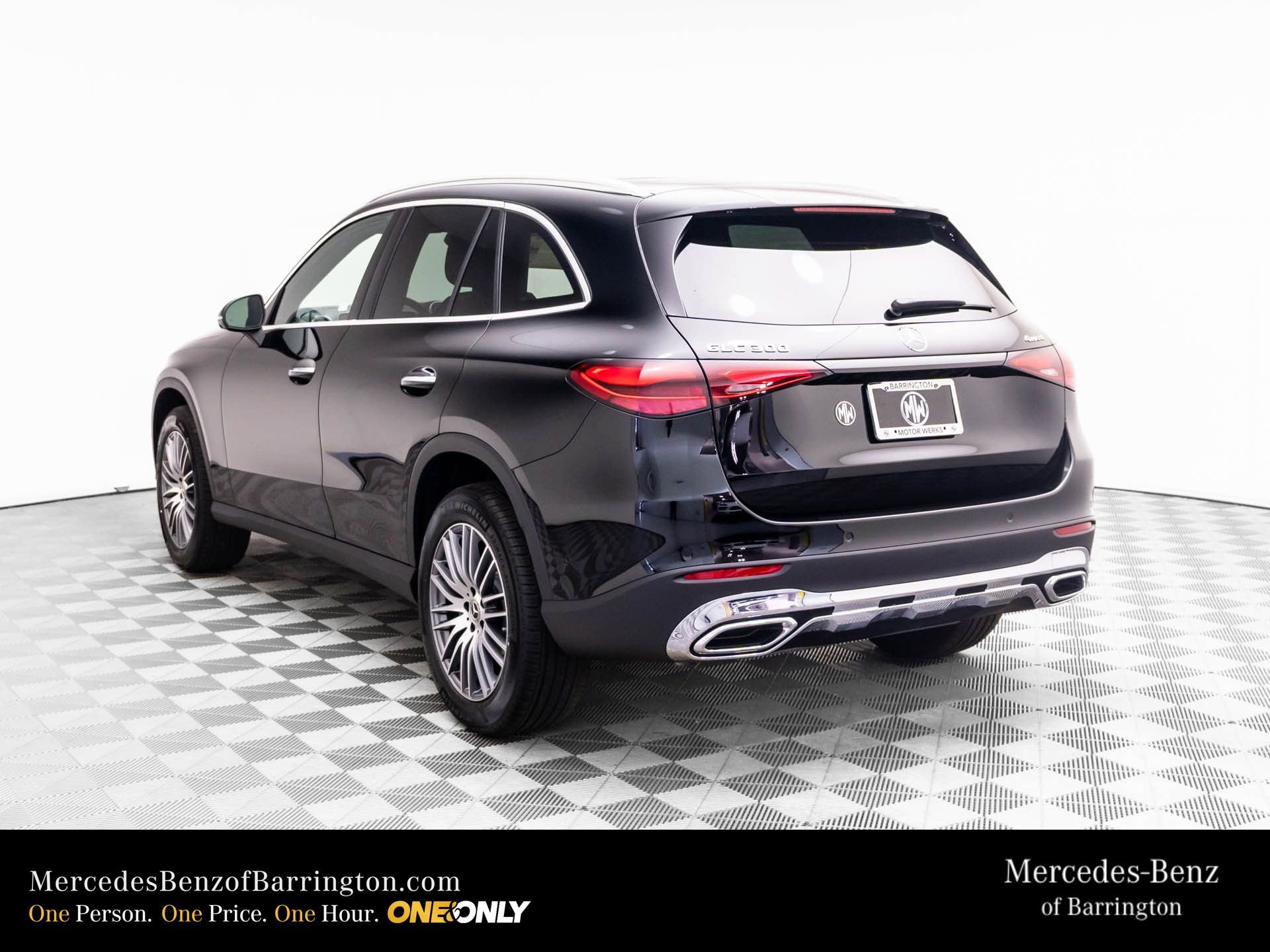 New 2026 Black Mercedes-Benz GLC 300 image 47