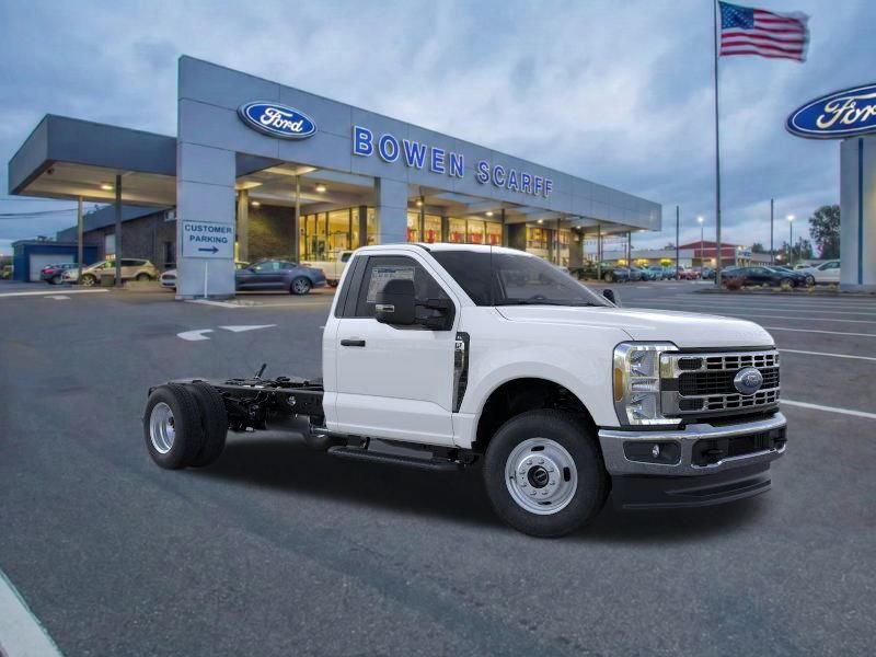 2025 Ford F-350 Super Duty Chassis Cab XL - Photo 30