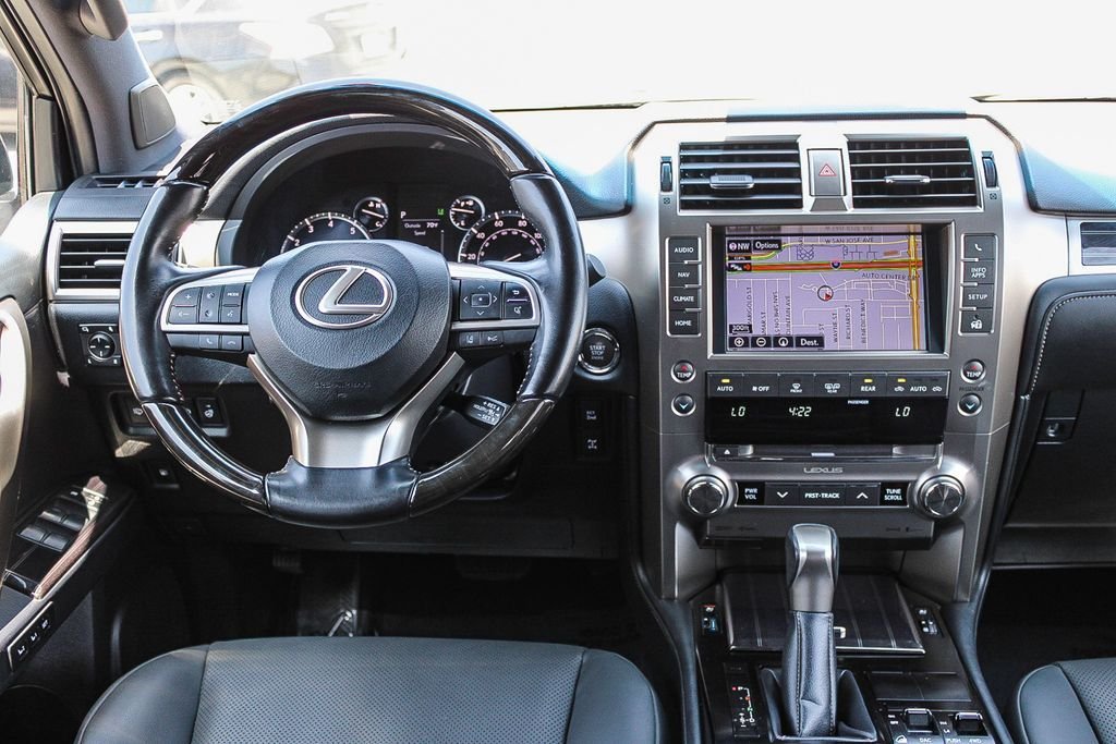 Used 2021 Onyx Black Lexus 460 image 14
