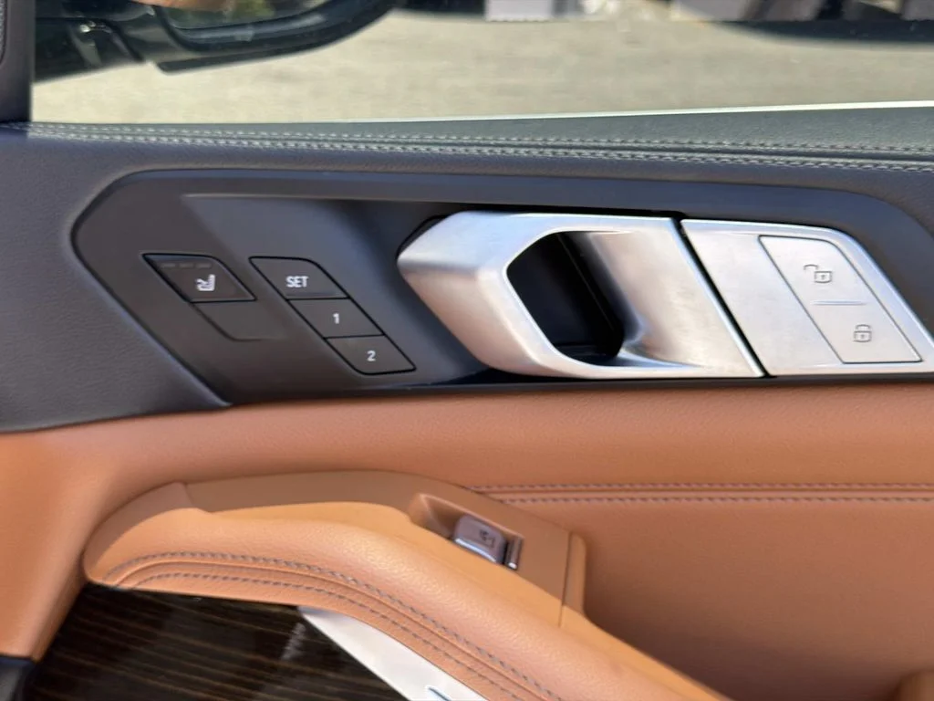2021 BMW X7 40i - Photo 15