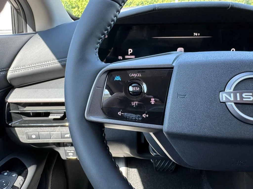 2025 Nissan Murano SV - Photo 15