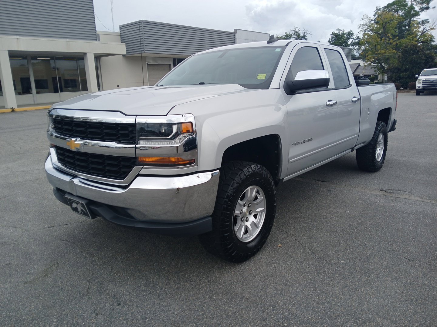 Used 2018 Silver Ice Metallic Chevrolet LT image 1