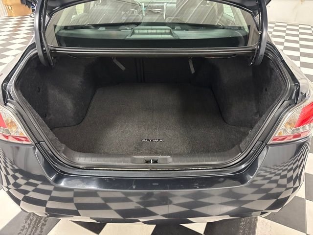 Used 2014 Blue Nissan 2.5 SL image 27