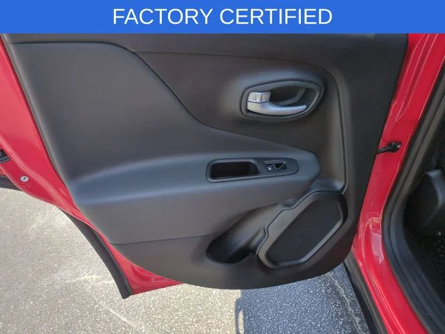Used 2023 Red Jeep Latitude image 25