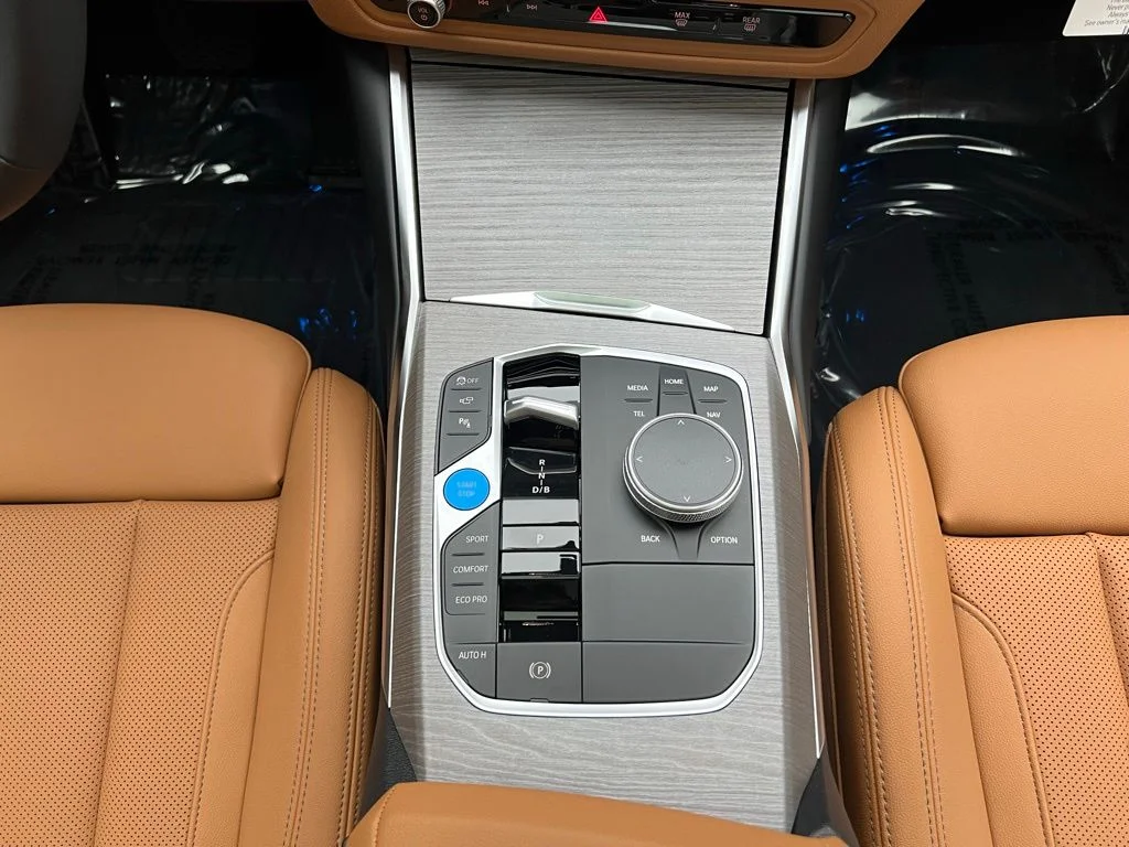 Used 2026 Black Sapphire Metallic BMW eDrive40 image 11
