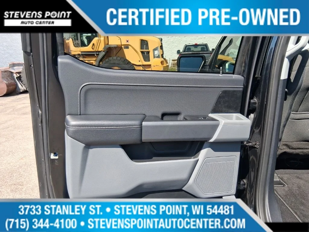Used 2023 Black Metallic Ford XLT image 33