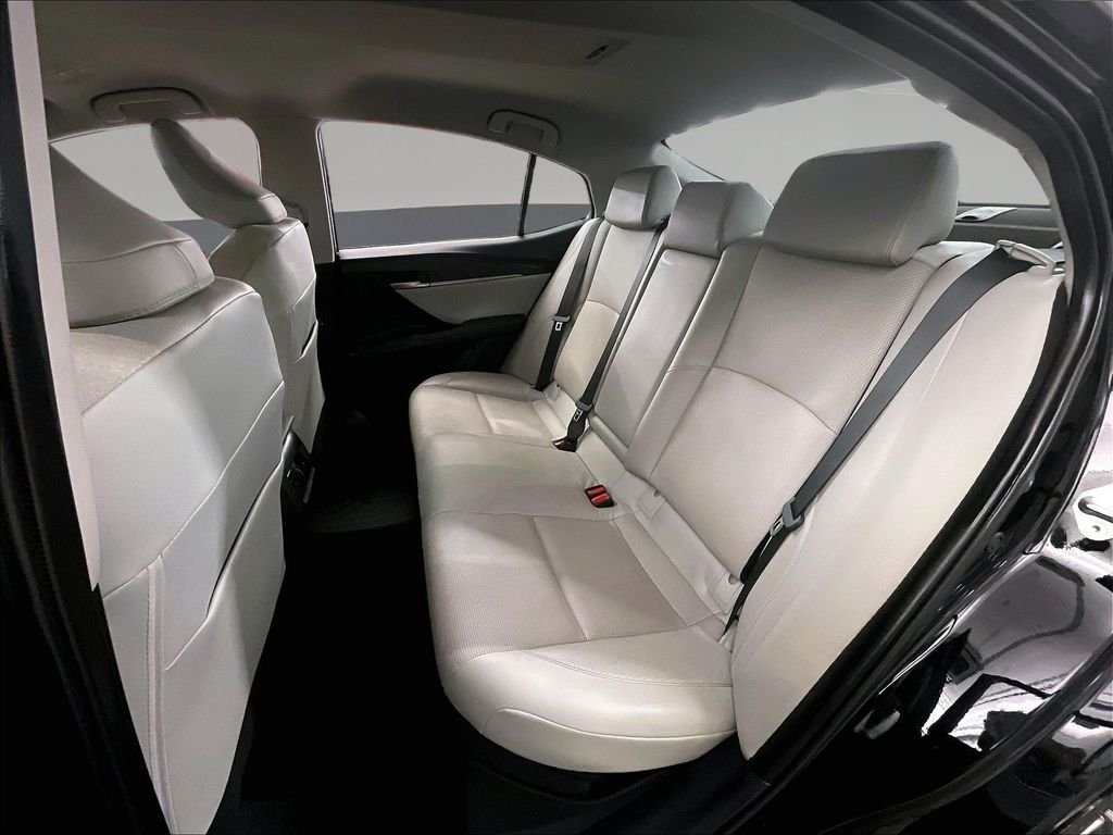 Used 2025 Black Toyota XLE image 30