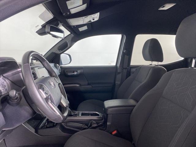 Certified Used 2019 CEMENT Toyota  image 13