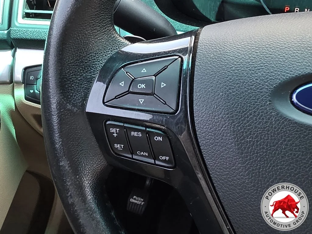 Used 2017 White Ford XLT image 30