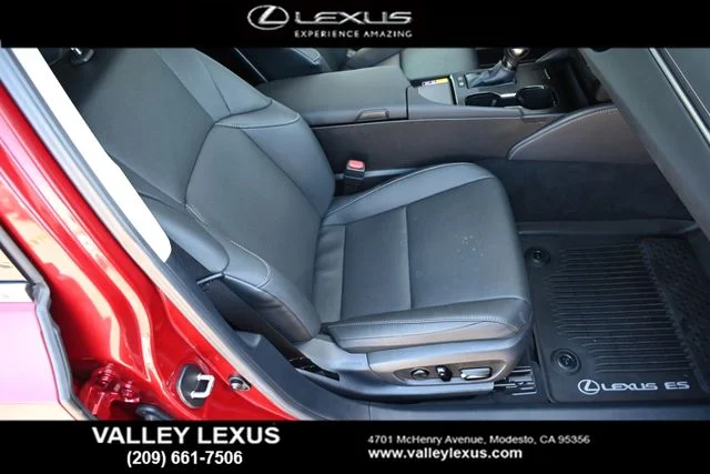 Certified Used 2024 MATADOR RED MICA Lexus 300h image 21