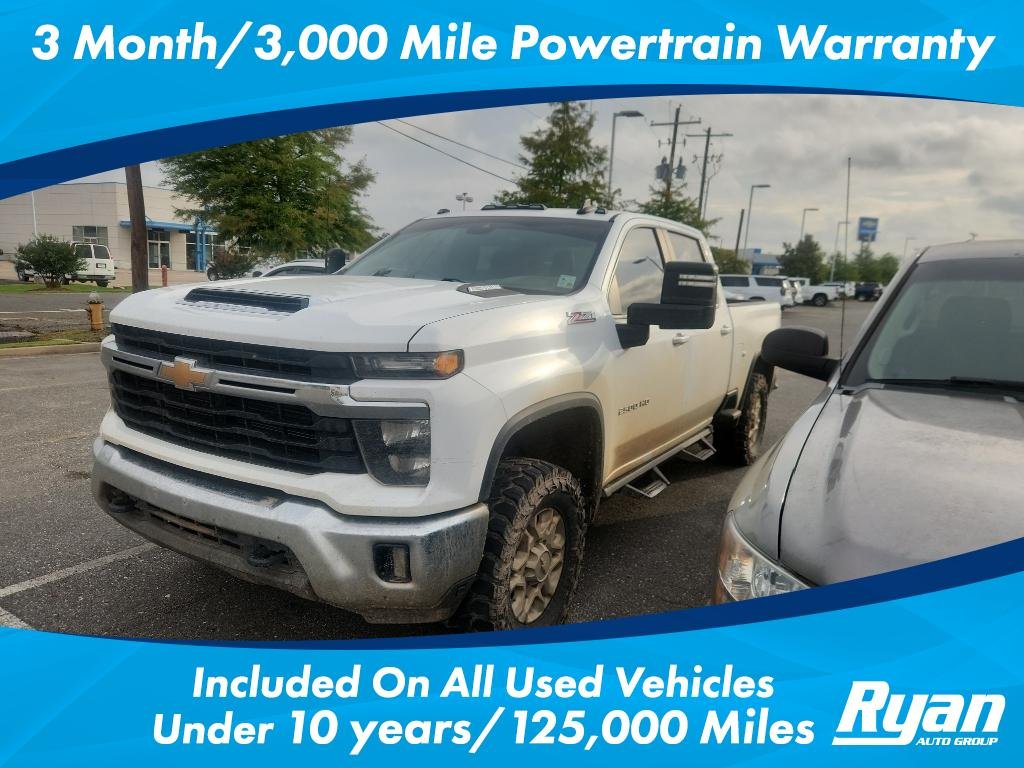 2024 Chevrolet Silverado HD LT 4WD Crew Cab Standard Box's photo