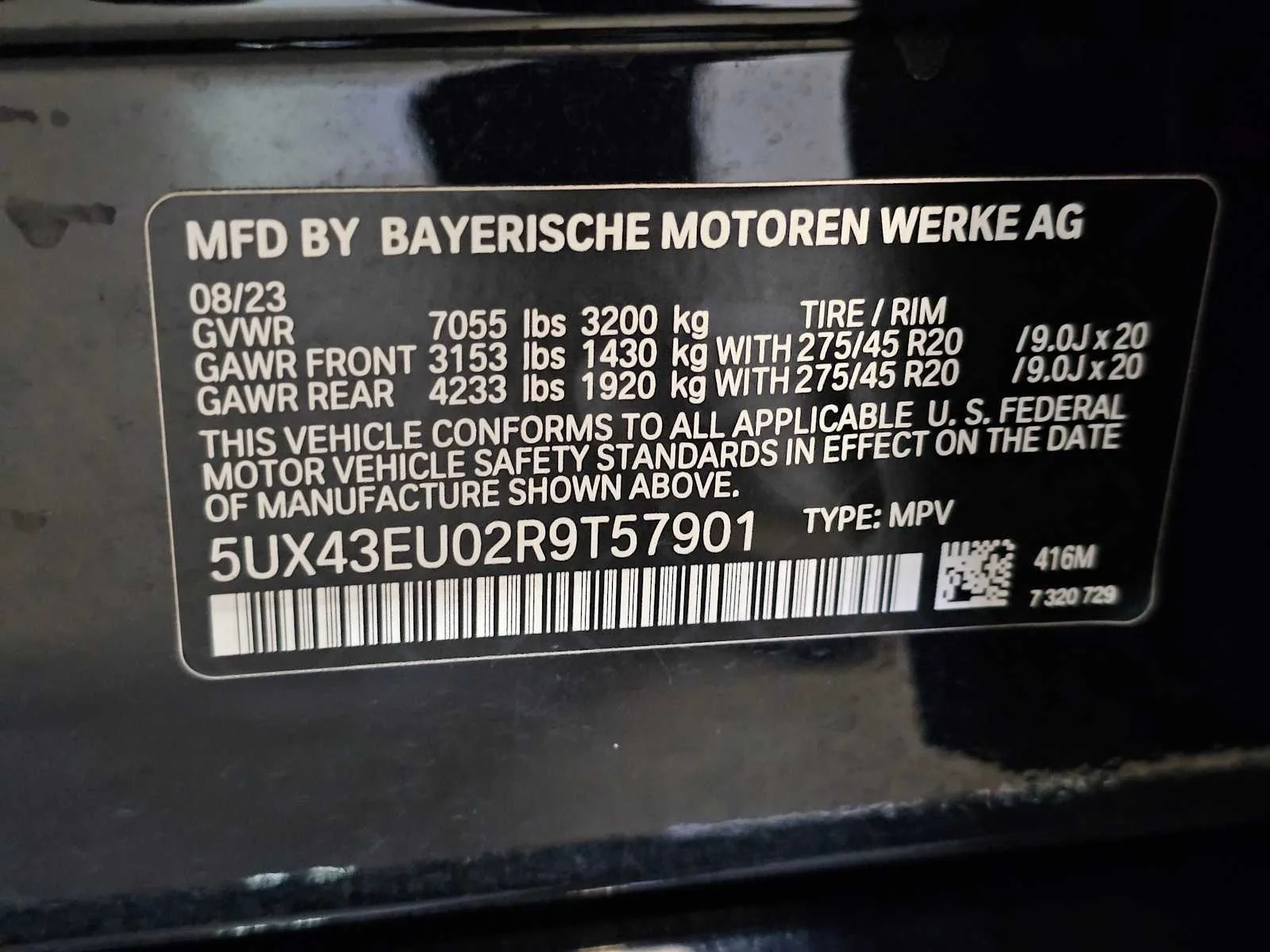 Used 2024 Carbon Black Metallic BMW xDrive50e image 36