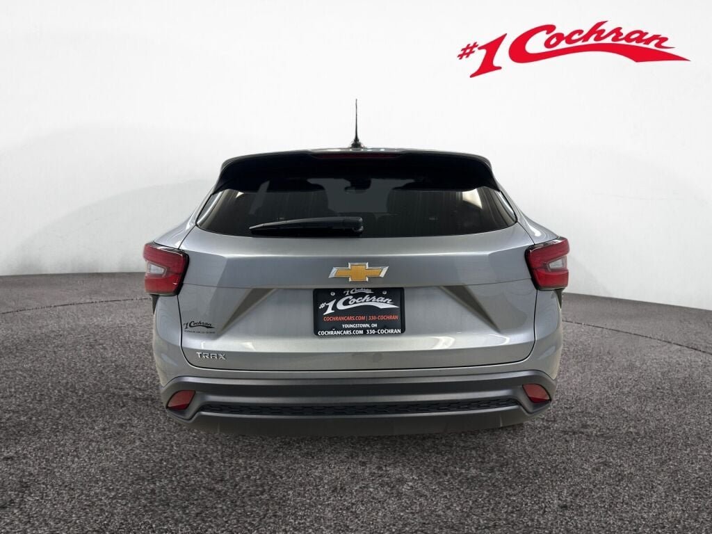 2024 Chevrolet Trax LS - Photo 20
