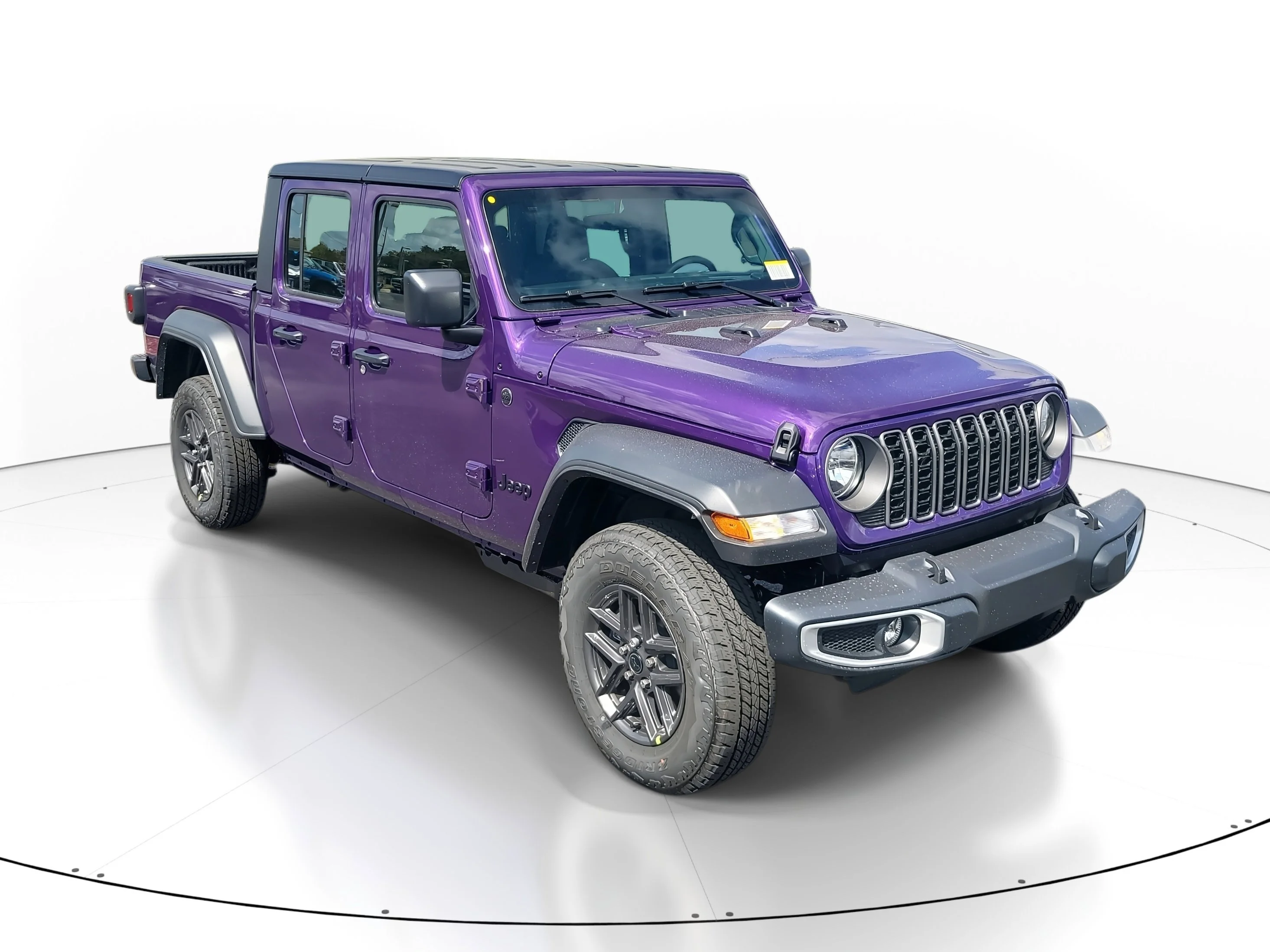 New 2026 Reign Jeep Sport image 1
