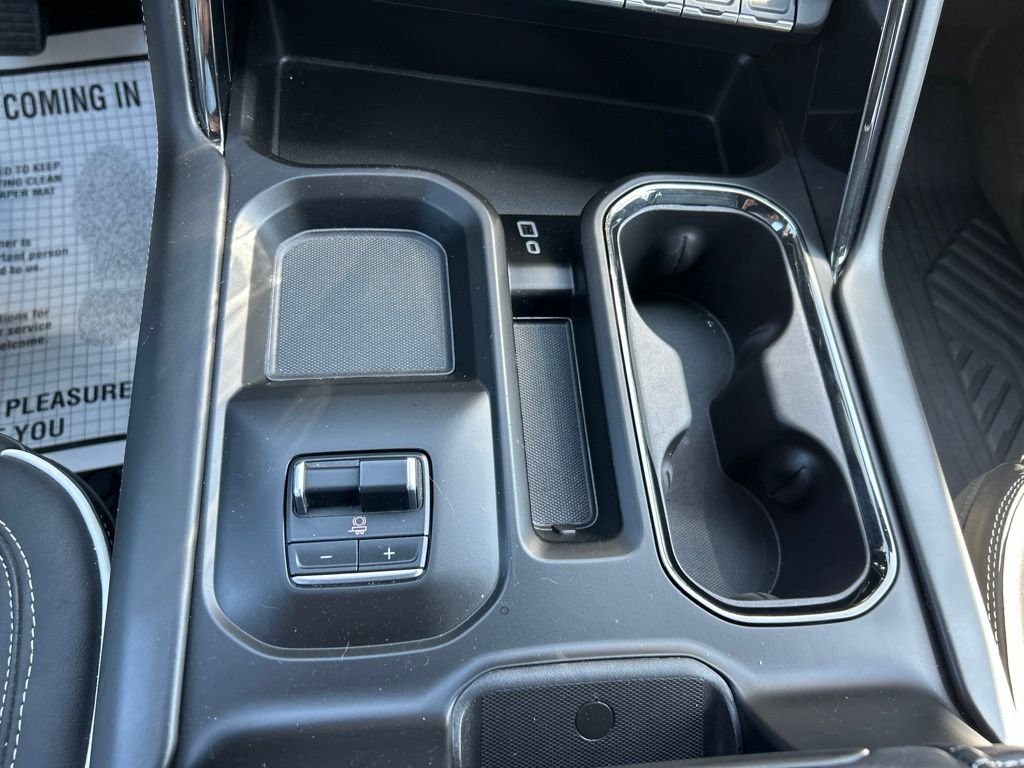 Used 2024 Onyx Black GMC AT4X image 28