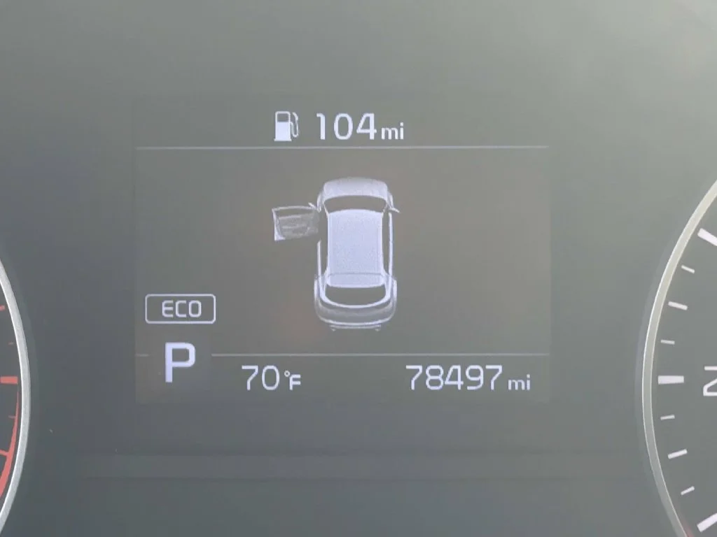 Used 2020 Red Kia LX image 20