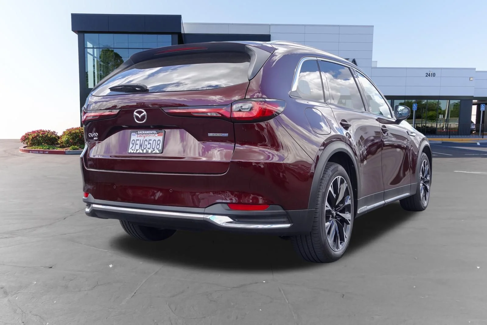 Certified Used 2024 Artisan Red Premium Mazda Premium image 4