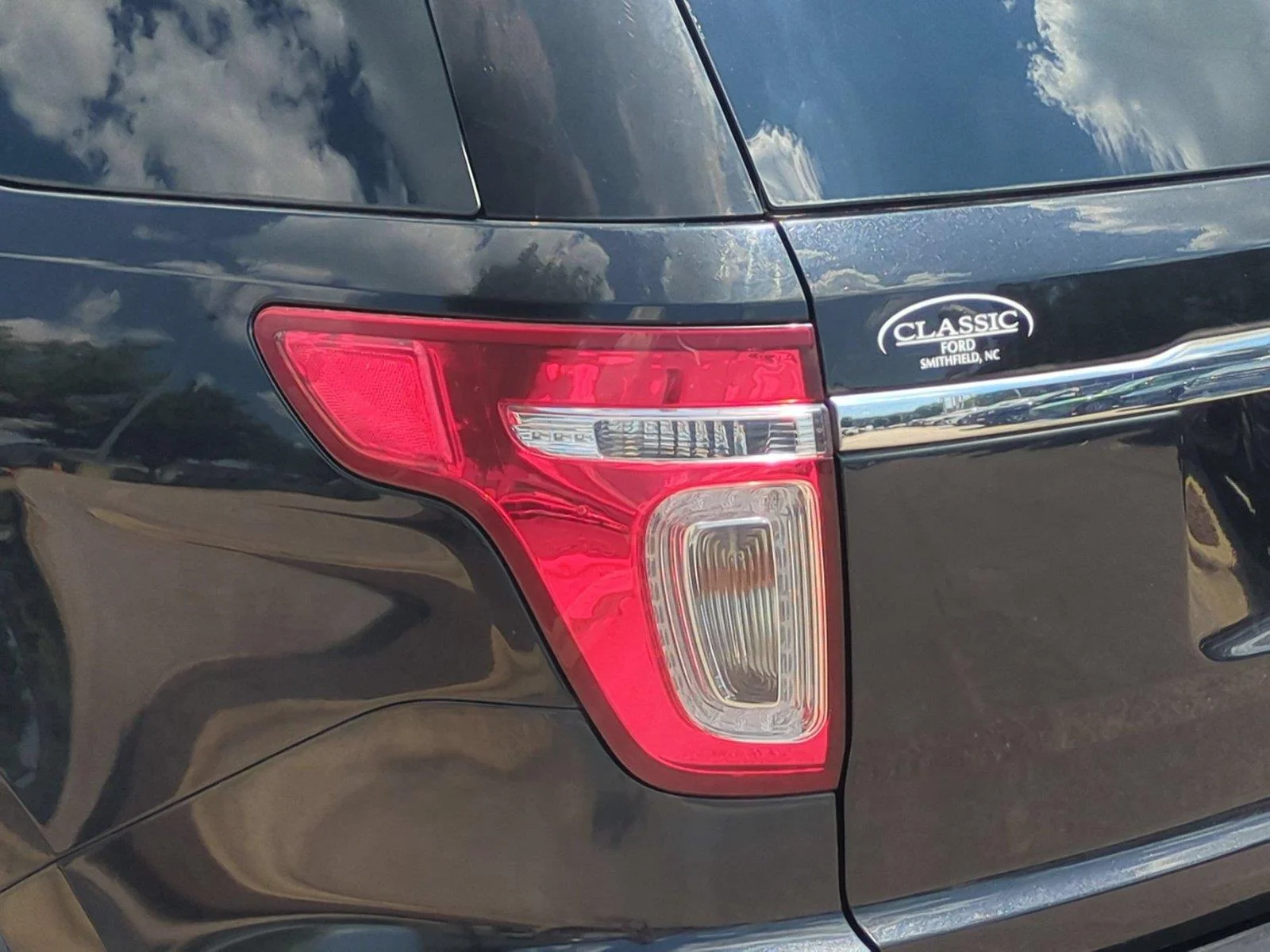 Used 2015 Tuxedo Black Metallic Ford Base image 12