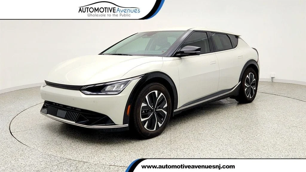 2024 Kia EV6 Wind's photo