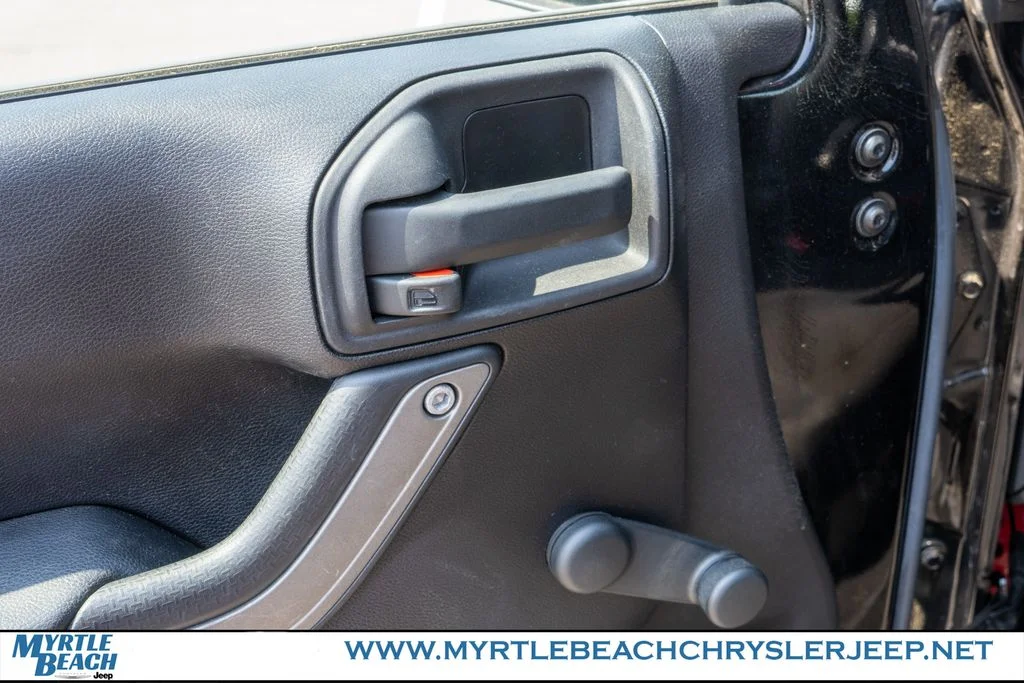 Used 2015 Black Clearcoat Jeep Unlimited Sport image 17