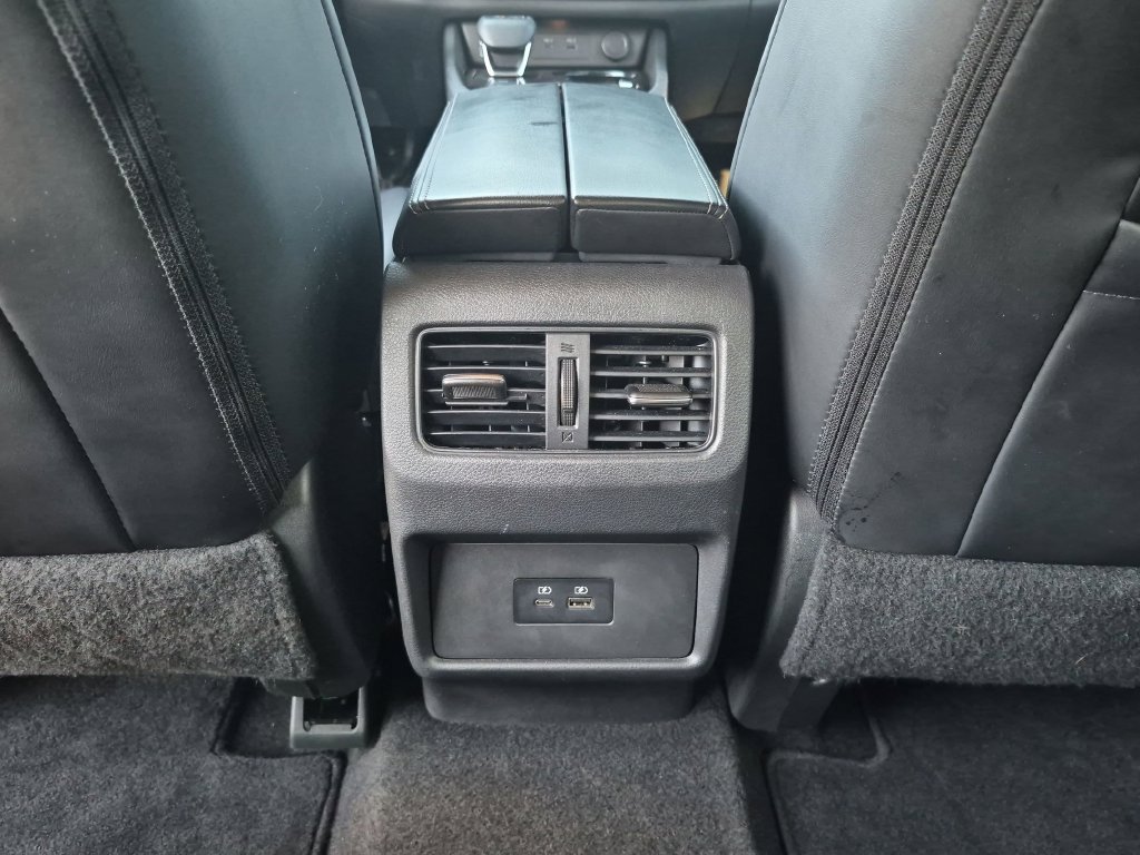Used 2021 Gray Nissan SV image 39