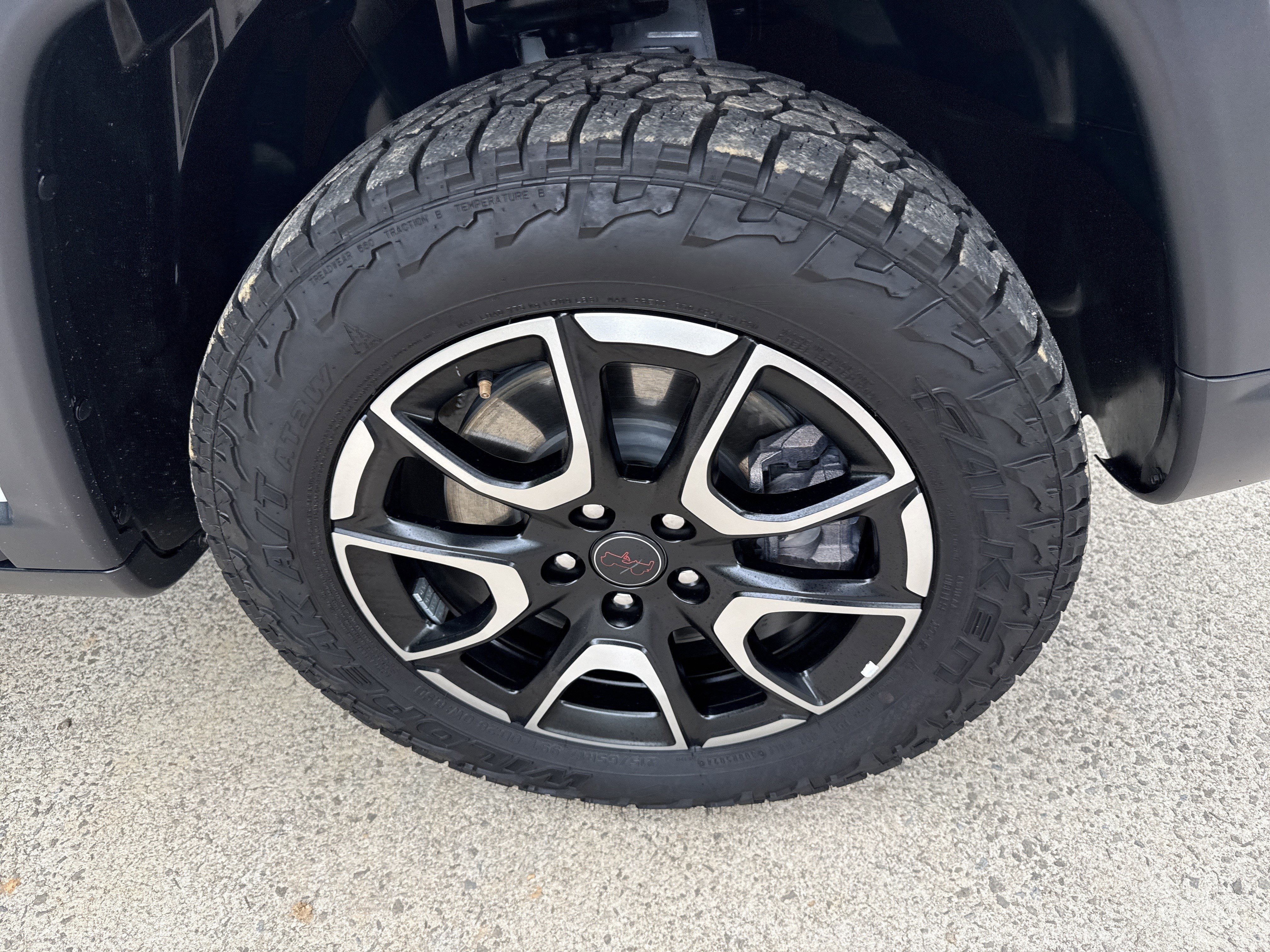 Used 2025 Bright White Clearcoat Jeep Trailhawk image 12