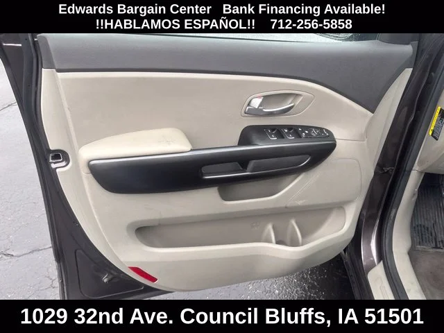 Used 2016 Silver Kia LX image 21