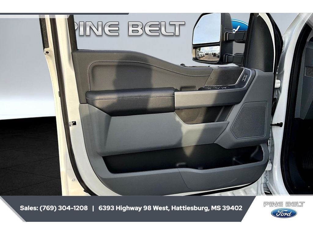 2025 Ford F-150 XLT - Photo 18