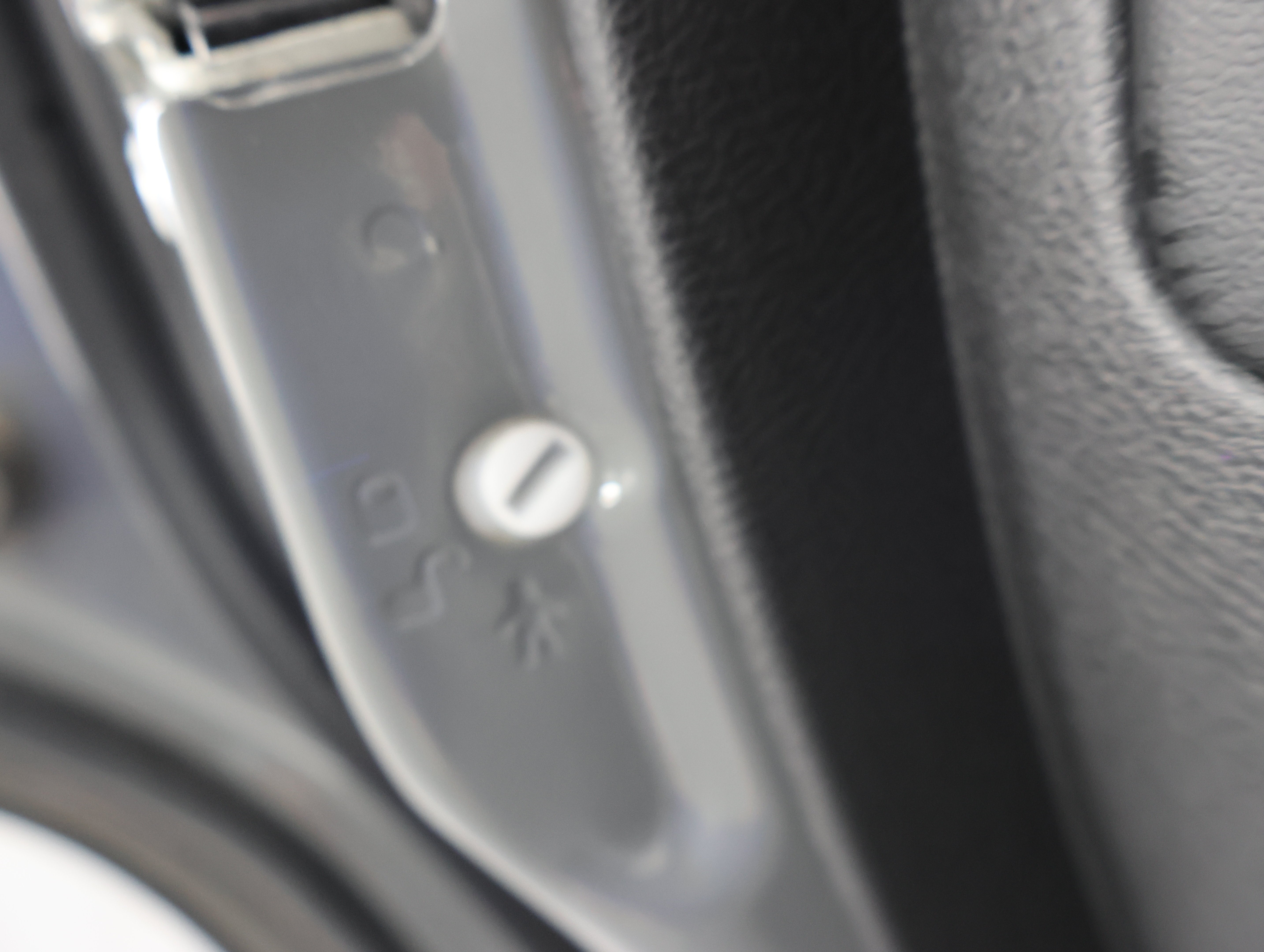 Used 2020 Sting-Gray Clearcoat Jeep 4x4 Altitude: ALTITUDE-4WD-NAV-MOON-HEATED SEATS-BACKUP CAM-1 OWNER image 38