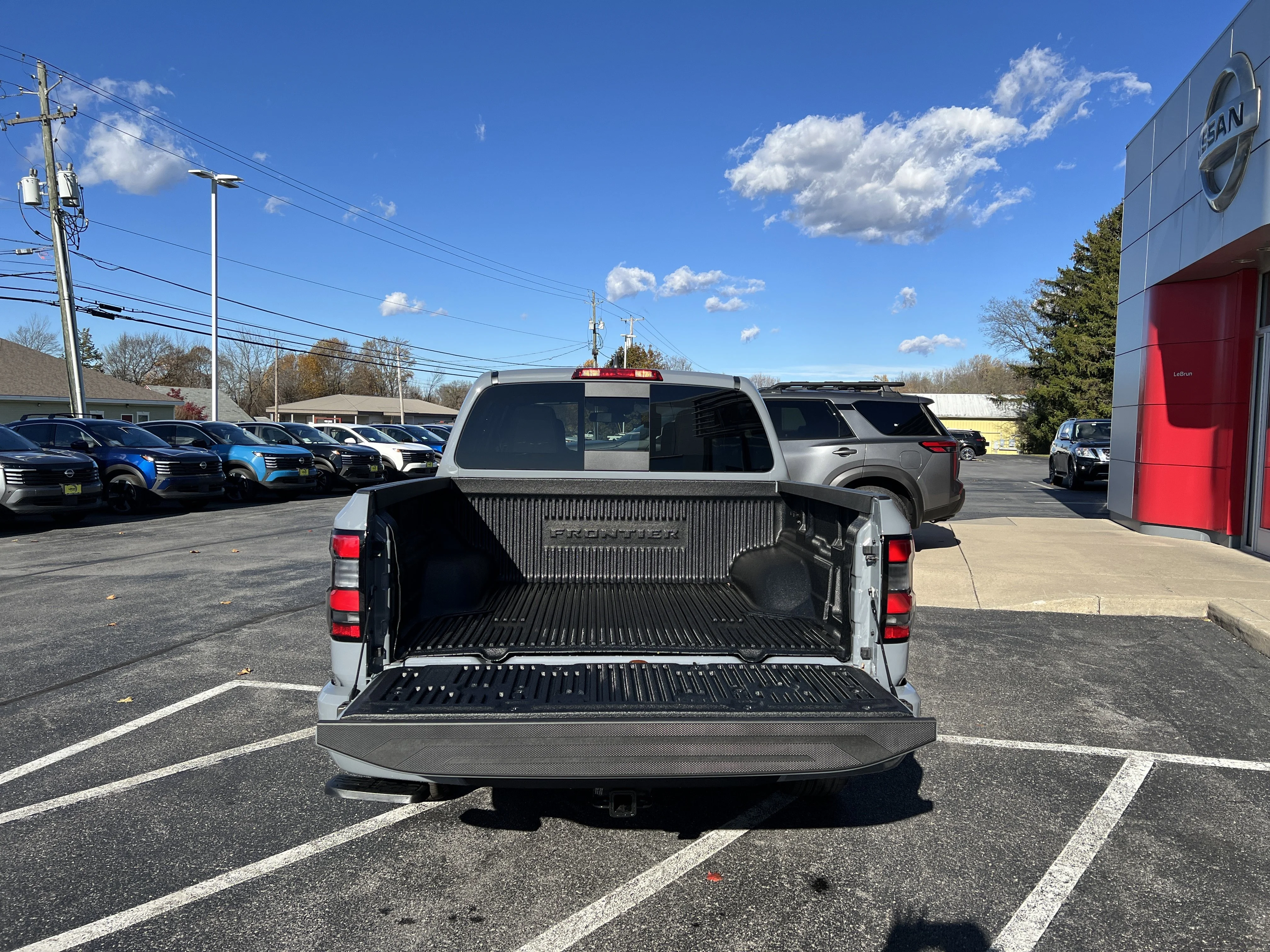 2026 Nissan Frontier SV - Photo 8