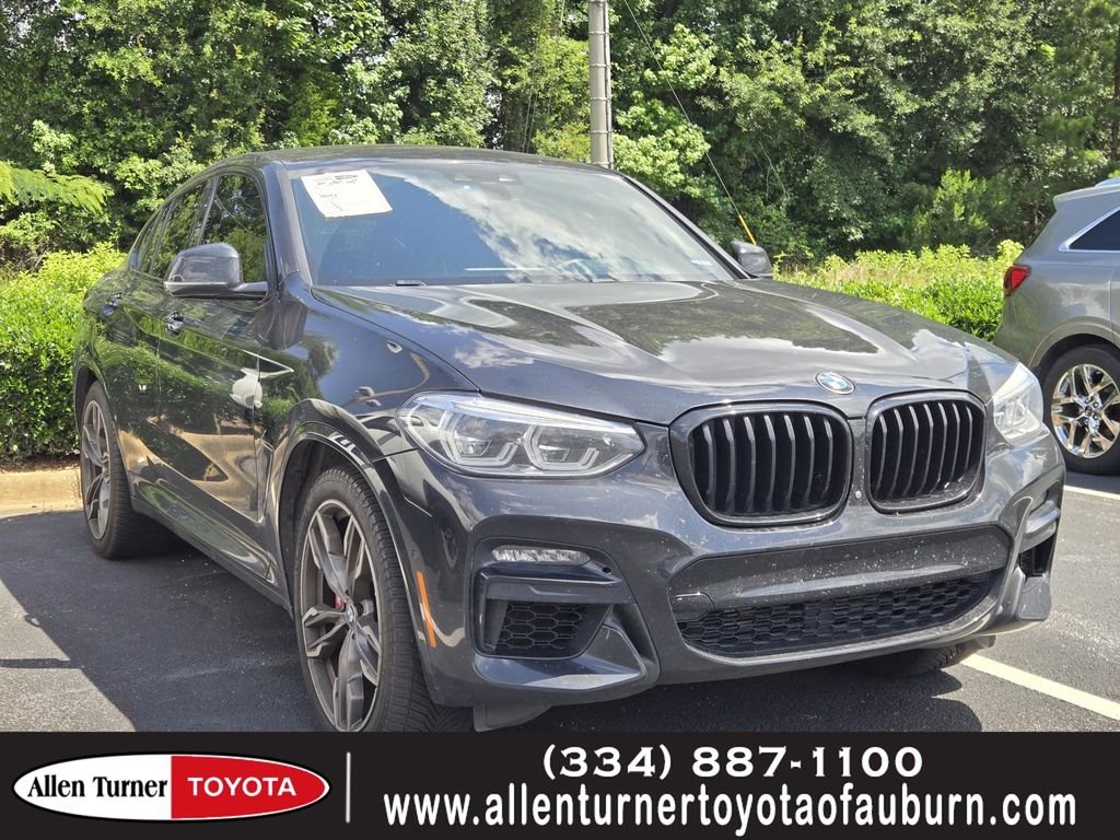 2021 BMW X4 M40i's photo