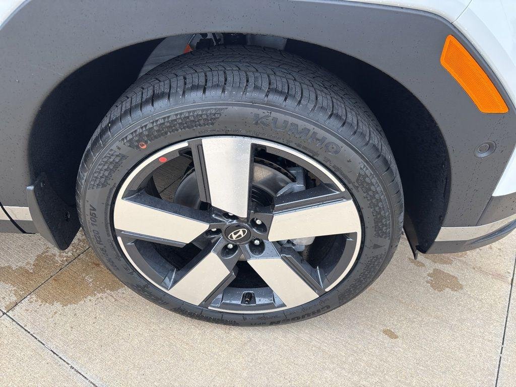 New 2026 White Hyundai Limited AWD image 10