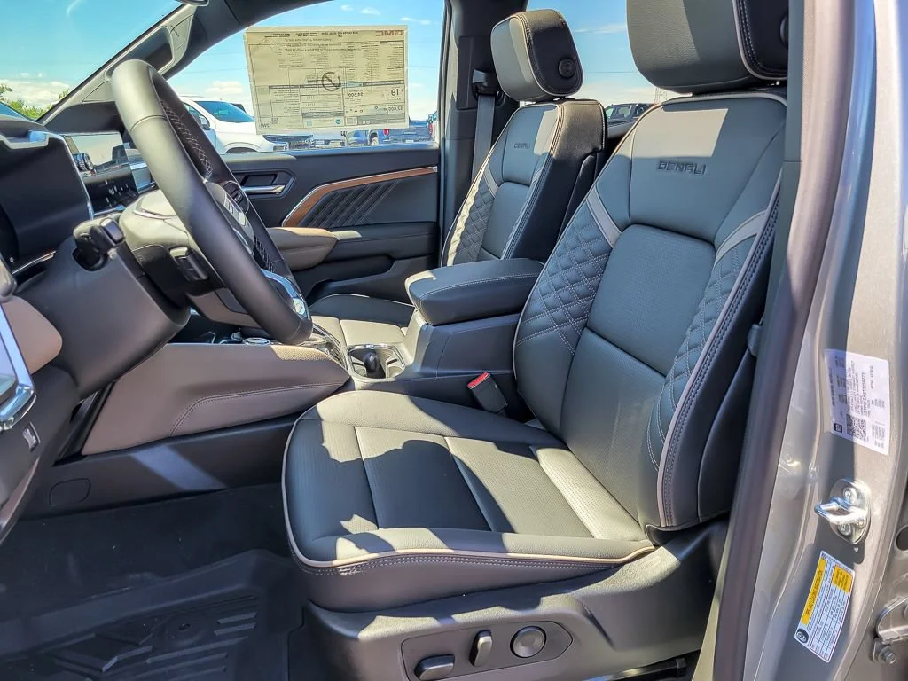 2026 GMC Canyon Denali - Photo 8