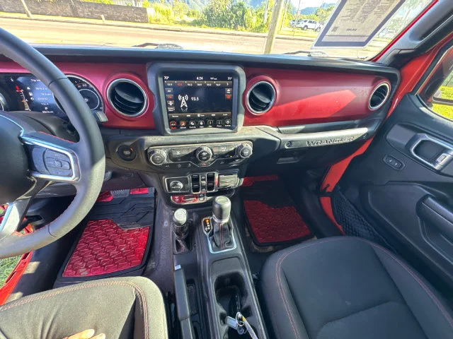 Used 2023 Orange Jeep Rubicon image 11