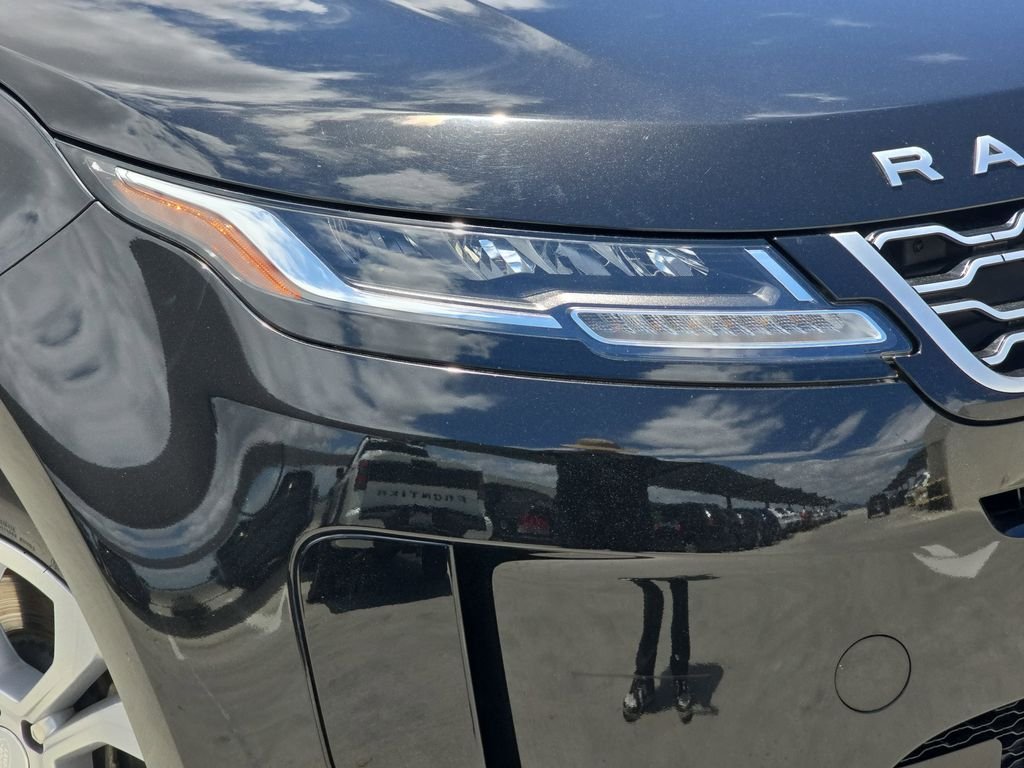 Certified Used 2022 Santorini Black Metallic Land Rover S image 35