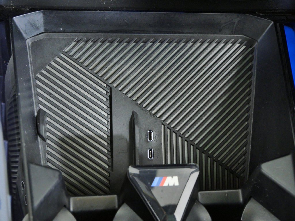Certified Used 2025 Dark Graphite Metallic BMW 30 xDrive image 48