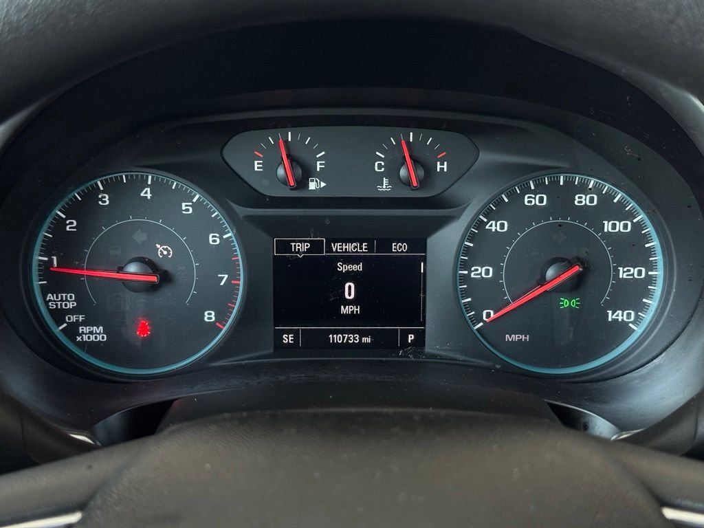 Used 2019 White Chevrolet LS image 27