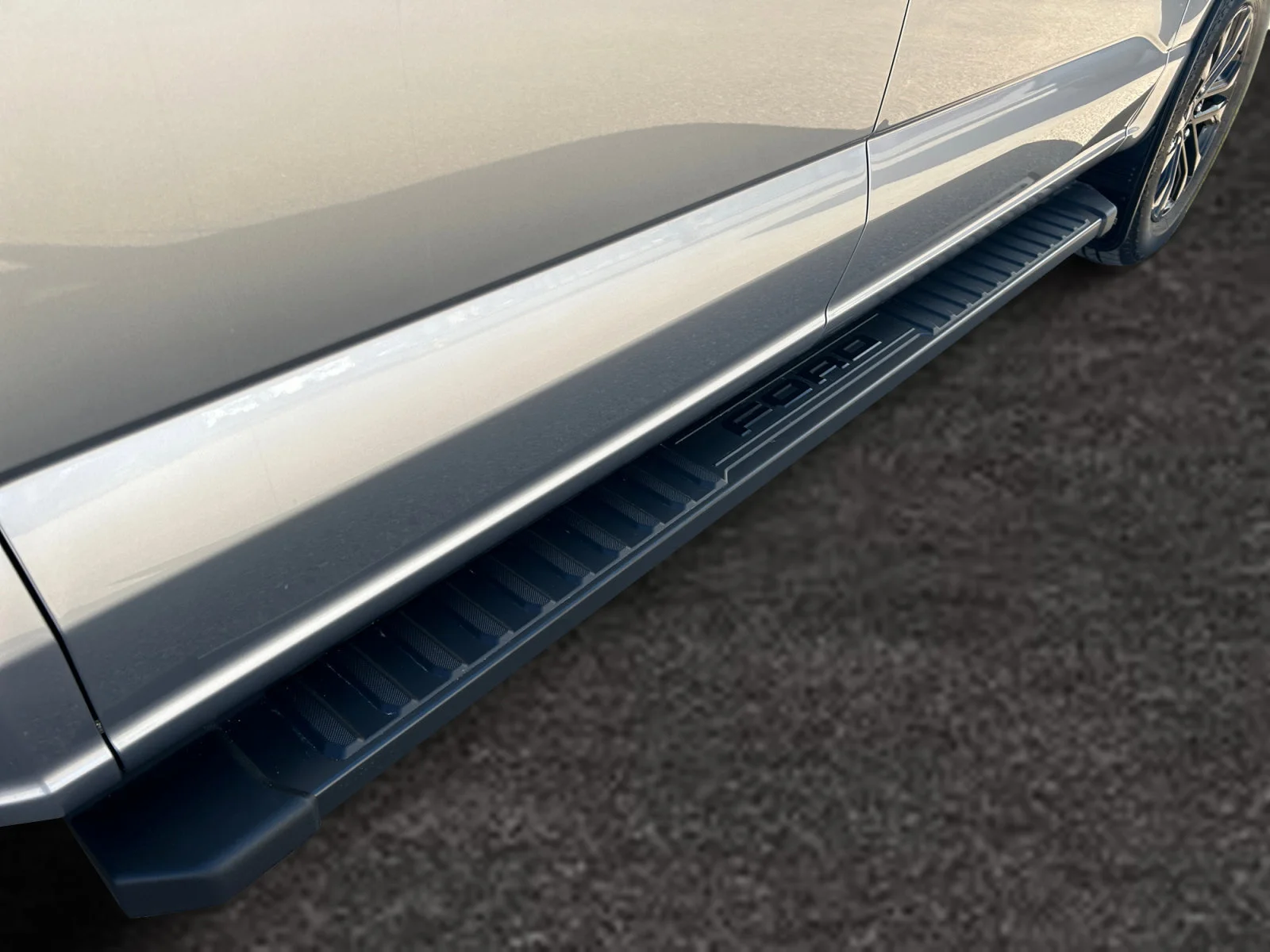 New 2026 Iconic Silver Metallic Ford Lariat image 11