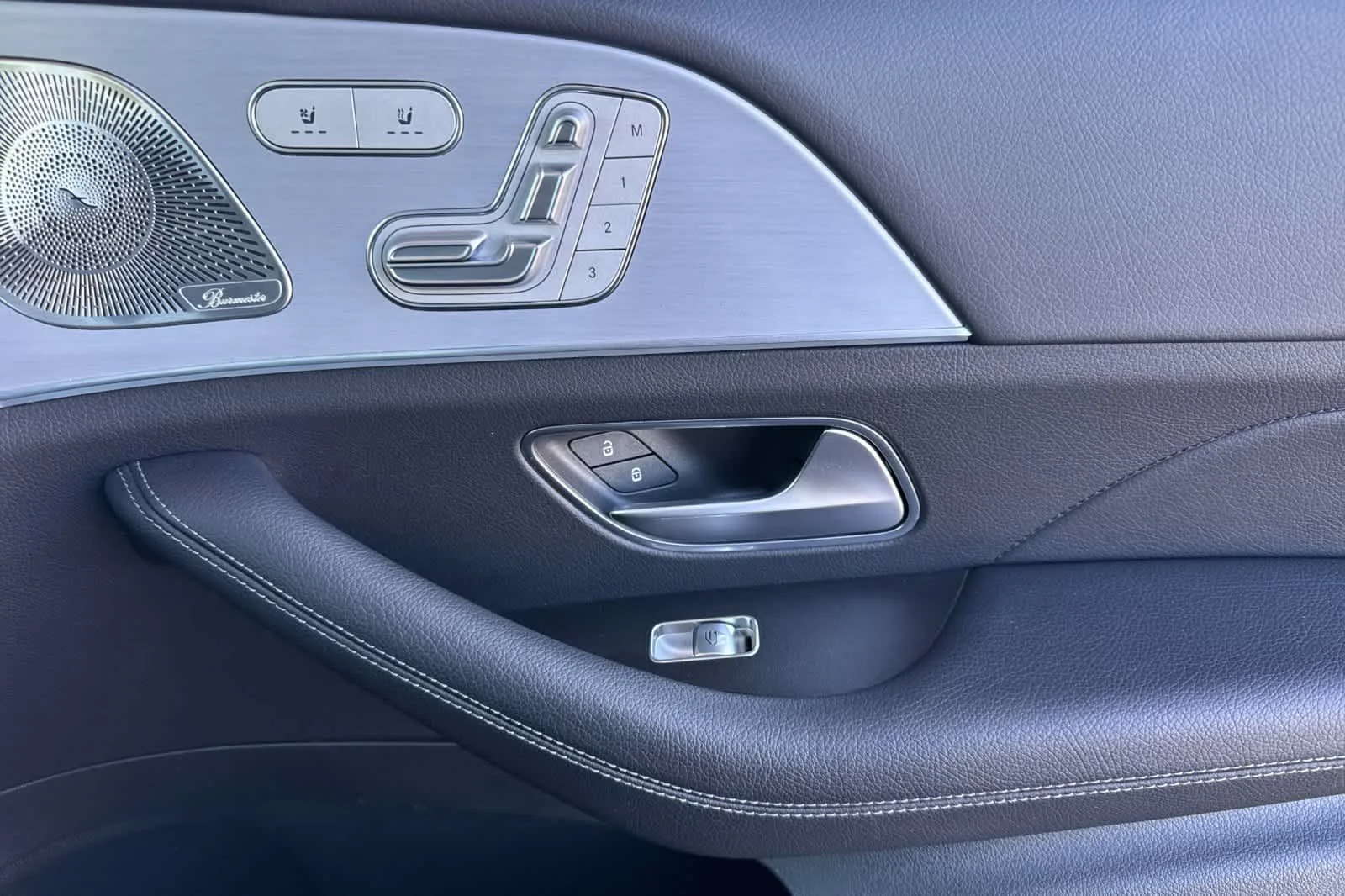 Used 2025  Mercedes-Benz GLE 350 image 19