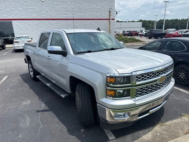Used 2015 Silver Chevrolet LTZ image 4