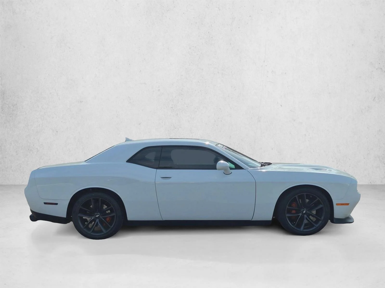Used 2019 White Knuckle Clearcoat Dodge R/T Scat Pack image 4