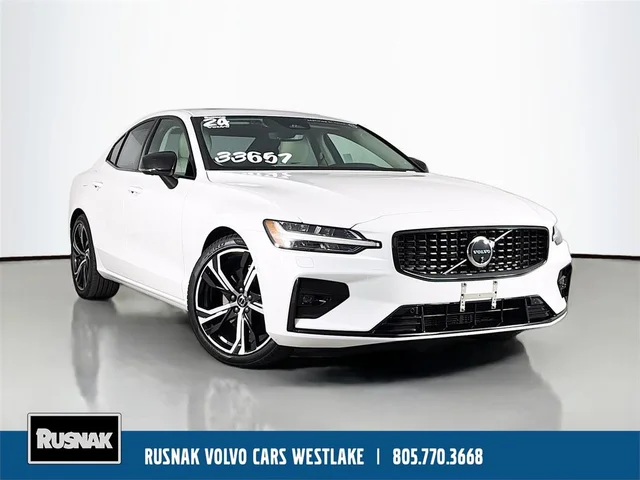 2024 Volvo S60 B5 Plus Dark Theme