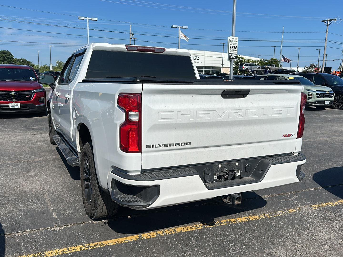 Used 2021 Summit White Chevrolet RST image 4